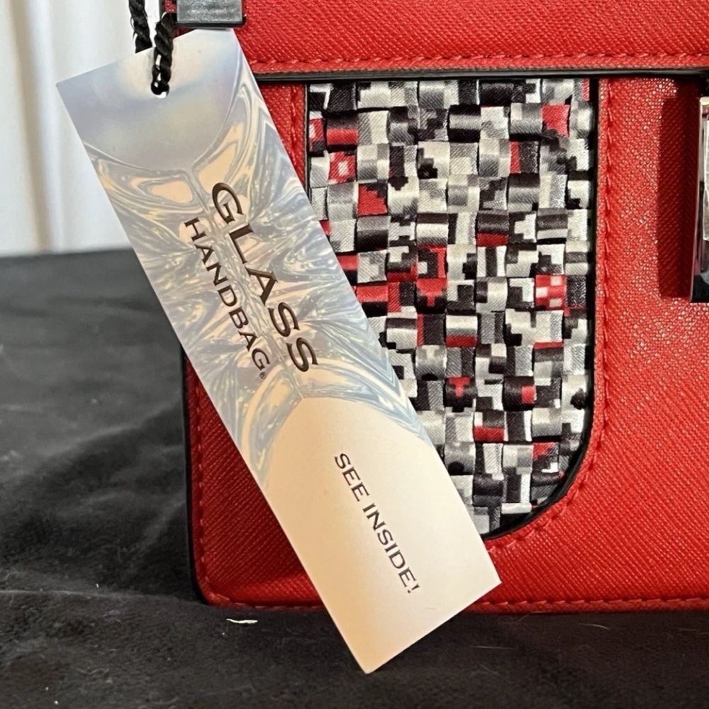 Red Pixel Cross-Body Bag ~ Glass Handbag ~ Built-In Light-  New With Tags - Picture 5 of 15
